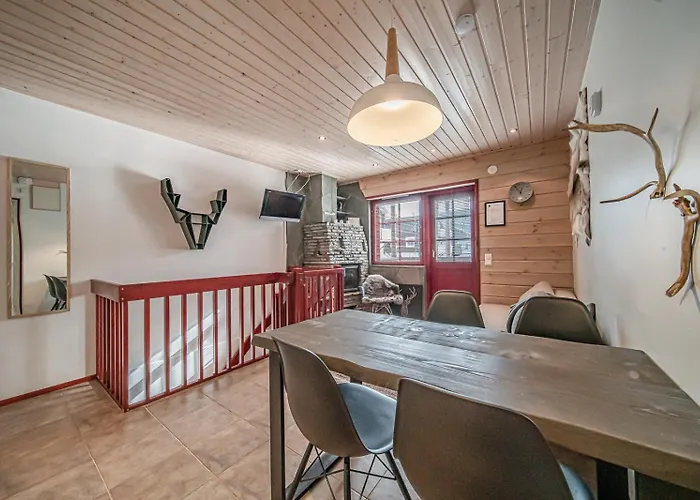 Aurora Center By Aavalevi شقة