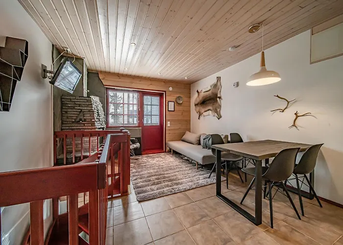 Aurora Center By Aavalevi شقة